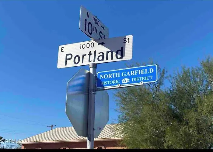 Quaint Historic In Downtown Holiday home *